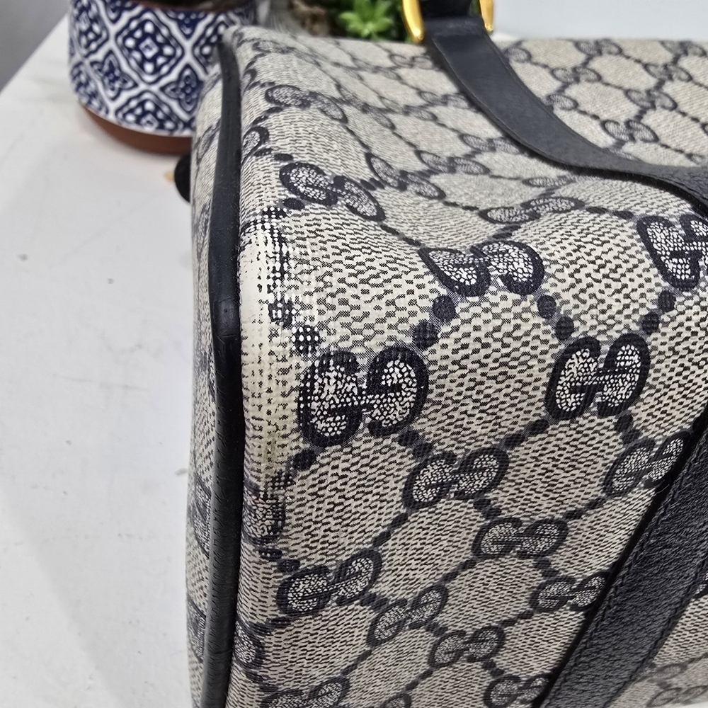 GUCCI - Vintage GG Sherry Line Boston Bag in Rare Navy Blue, PVC & Leather - Picture 9 of 16